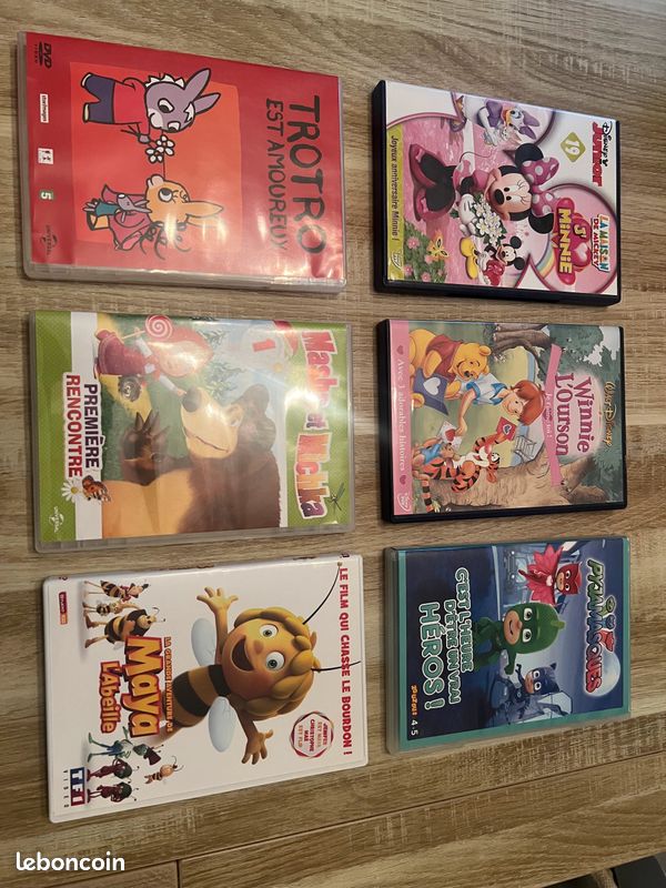 Lot dvd enfant Disney, pyjamasques,Winnie, minnie, maya (image 1)