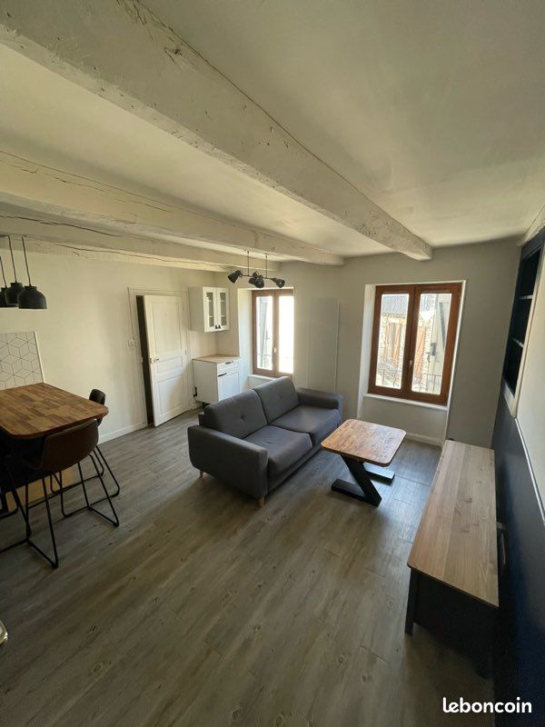 Appartement 3 pièces 50 m² · à Laissac-Sévérac l'Église · 50 m² · 500 €/mois