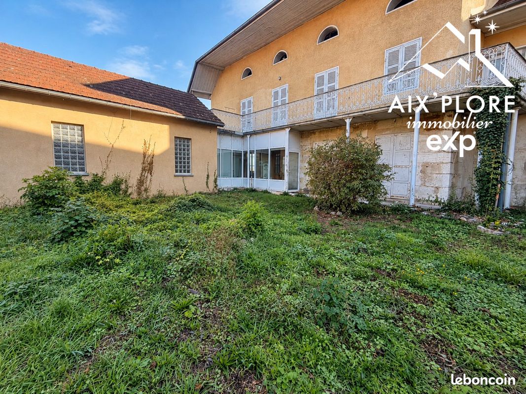 Appartement 3 pièces 65 m² · à Saint-Genix-les-Villages · 65 m² · 104 000 €