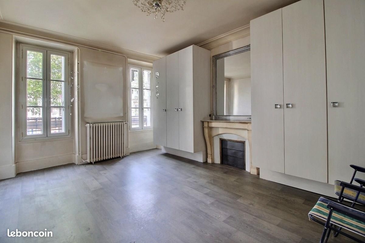 Appartement 4 pièces 73 m² · à Paris · 73 m² · 715 000 €