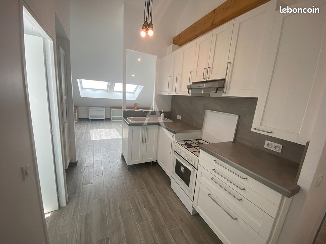 Appartement 2 pièces 27 m² · à Le Bourget · 27 m² · 890 €/mois