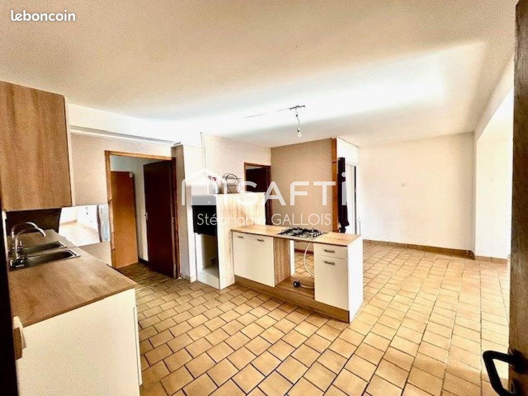 Appartement 3 pièces 90 m² · à Delle · 90 m² · 750 €/mois
