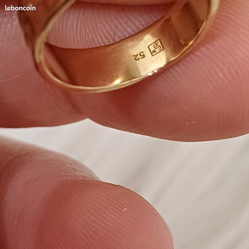 Bague Fantaisie Plaquée Or - Taille 52, Occasion, Parfaite Pour Un Cadeau Ou Un Ajout à Ta Collection