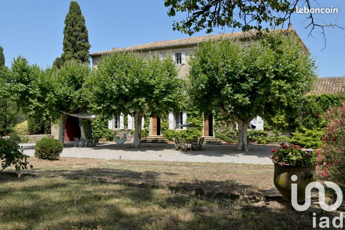 Propriété 30 pièces 845 m²
