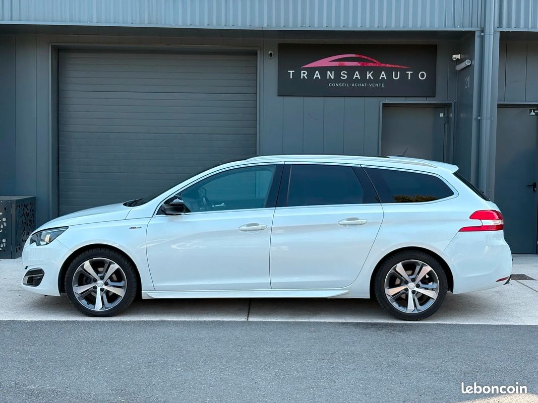 PEUGEOT 308 SW GT-LINE 130ch / Distribution à jour / Sieges Massants/Chauffants / Denon Audio / Toit Panoramique... (image 7)