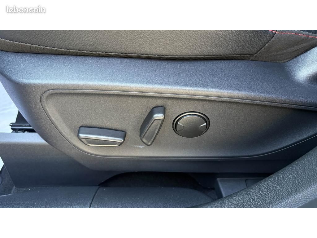 FORD KUGA 2.0 EcoBlue 120 BVA ST-Line X +ATTELAGE +PK TECHNO (image 6)