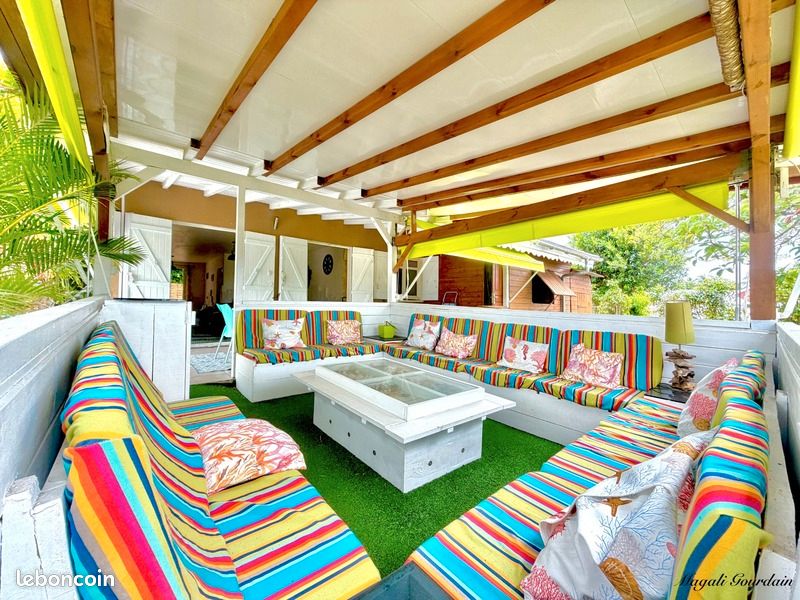 Maison 4 pièces 84 m² · à Sainte-Anne · 84 m² · 330 000 €