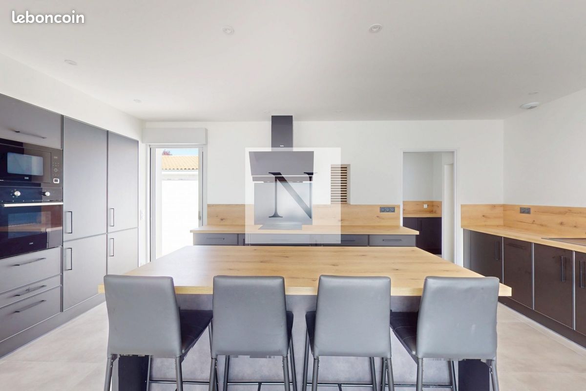 Maison 4 pièces 100 m² · à Esnandes · 100 m² · 390 000 €