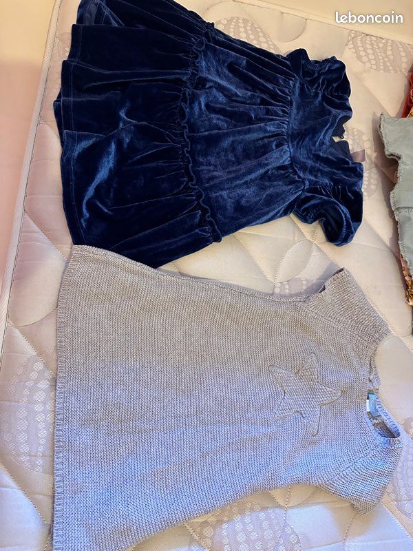 Vetements filles, ete/hiver ,de marque comme neufs (image 18)