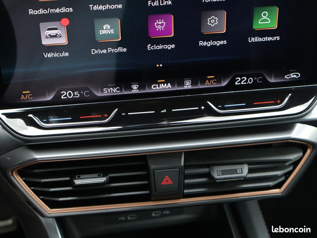 Cupra Leon SPORTSTOURER 1.5 eTSI Hybrid 150 ch DSG7 V (image 25)