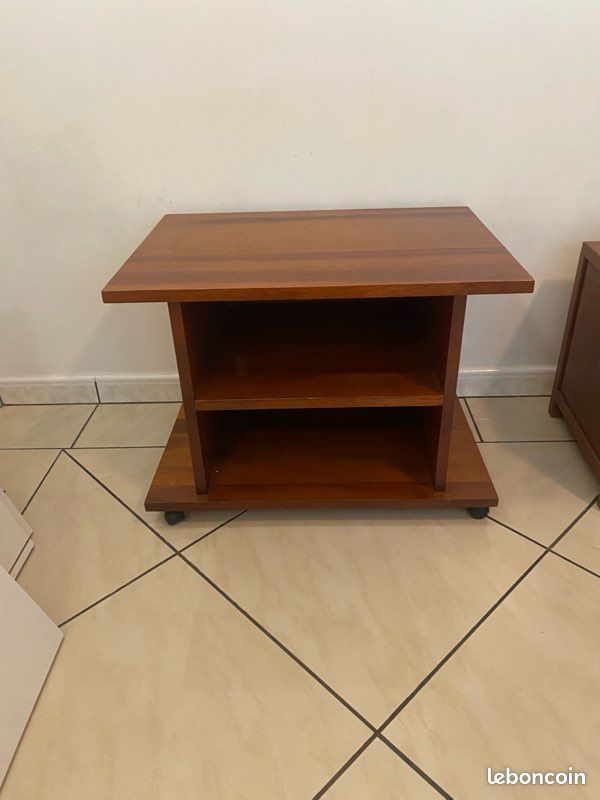 Meuble de télé / rangement (image 1)