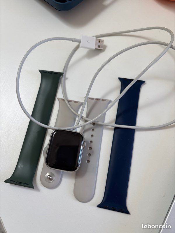 Apple Watch (image 1)