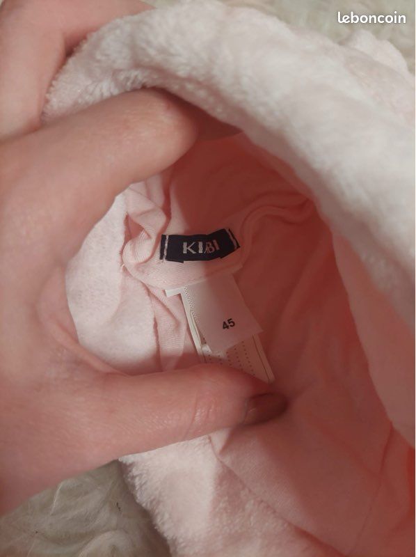 Ensemble bonnet/écharpe/moufles bébé fille rose Kiabi T45 TBE