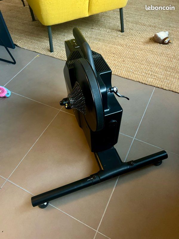 Home-Trainer connecté VAN RYSEL D900 Équipements vélos