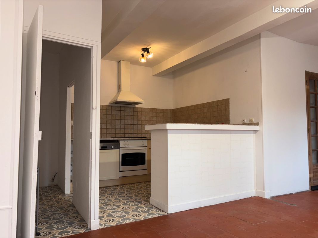 Maison 7 pièces 150 m² · à Luc-sur-Orbieu · 150 m² · 175 000 €
