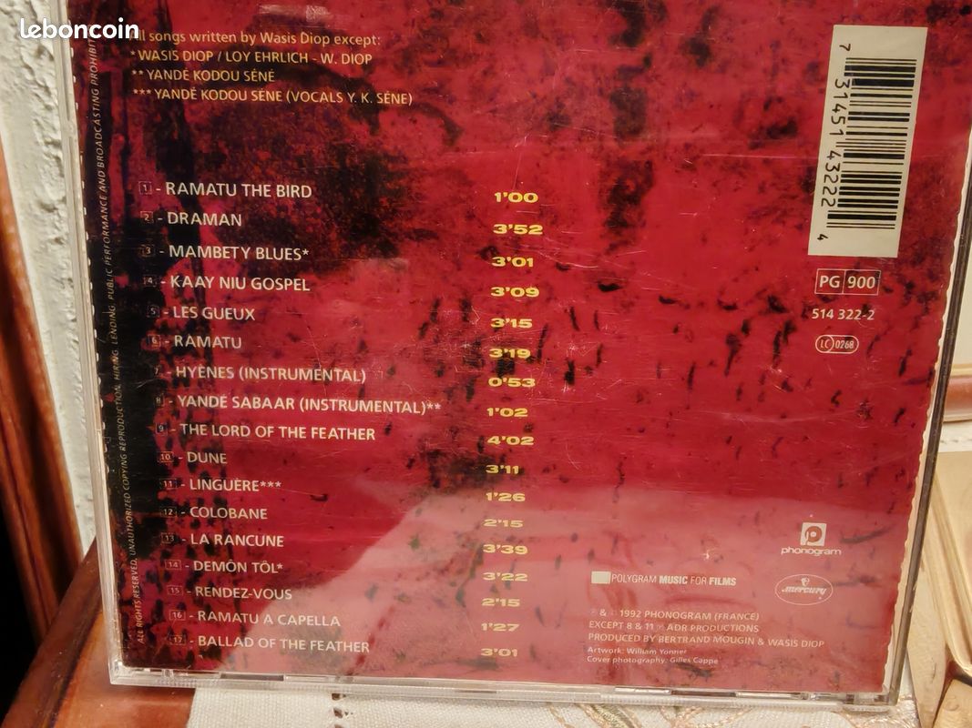 Cd wasis Diop sings Hyènes (image 3)