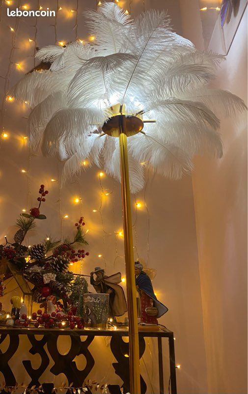 Lampadaire en plumes et acier doré (image 4)