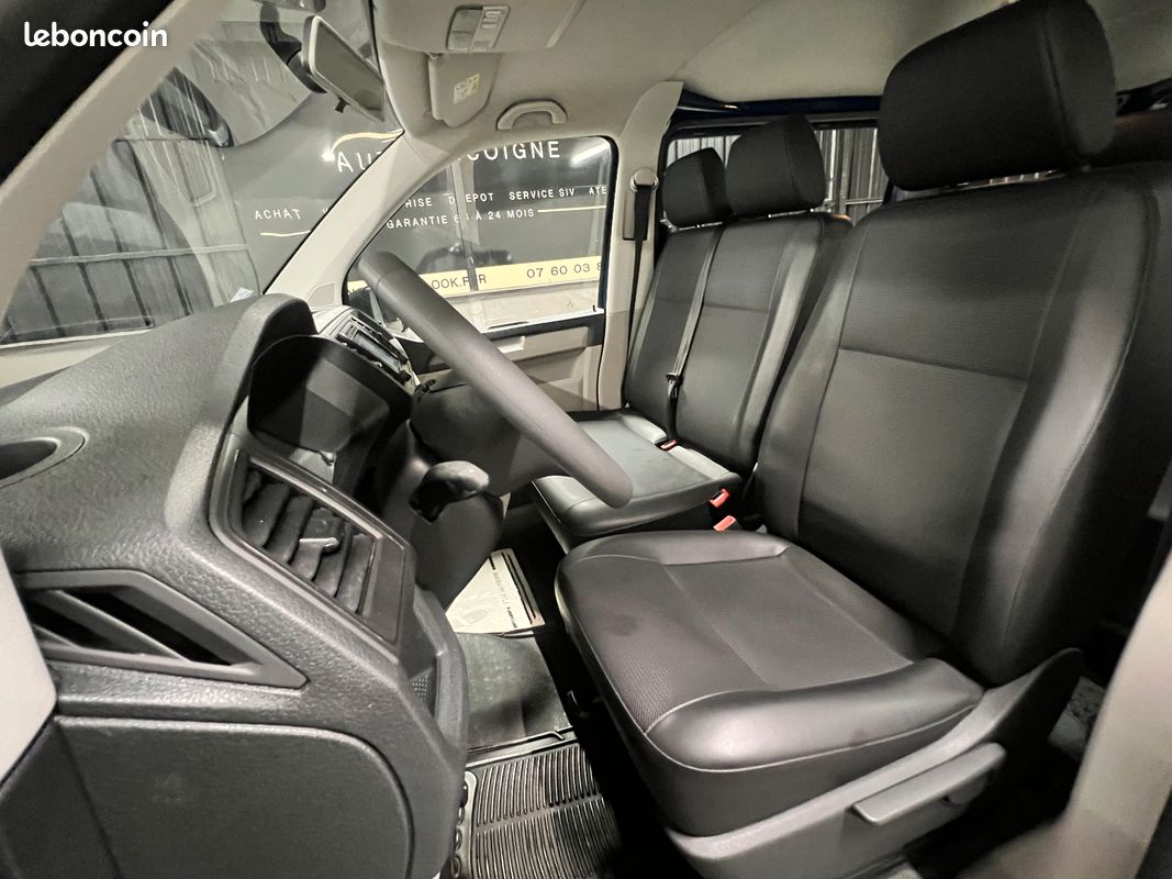 Volkswagen Transporteur T6Combi / 2.0 TDI 150 ch DSG 7 /1ere main / 9 Places / GPS / Entretiens à jours (image 10)
