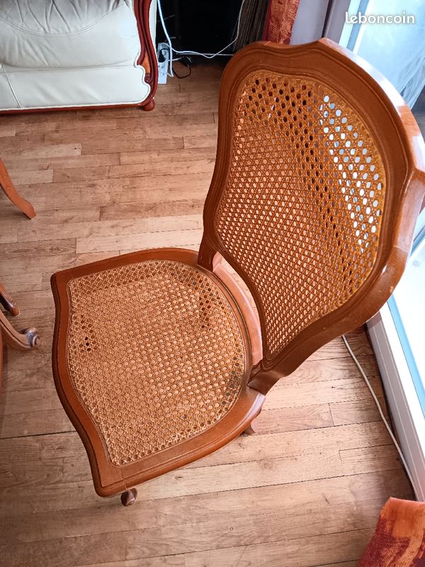 Table Louis 16 (image 4)