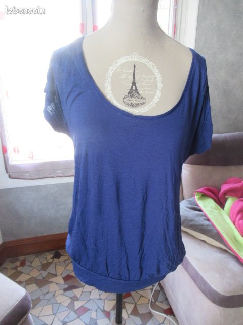 Tee shirt (image 1)