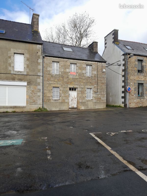 Maison 4 pièces 100 m² · à Le Vieux-Marché · 100 m² · 110 000 €
