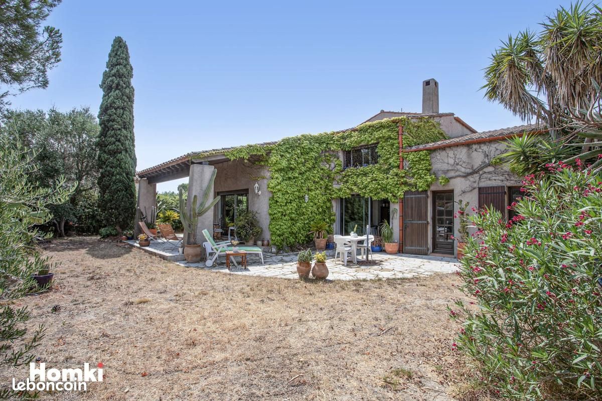 Maison 7 pièces 223 m² · à Saint-Cyprien · 223 m² · 496 900 €