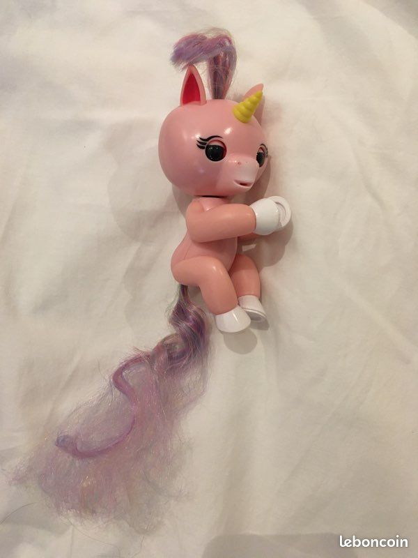 Fingerlings licorne rose (image 1)