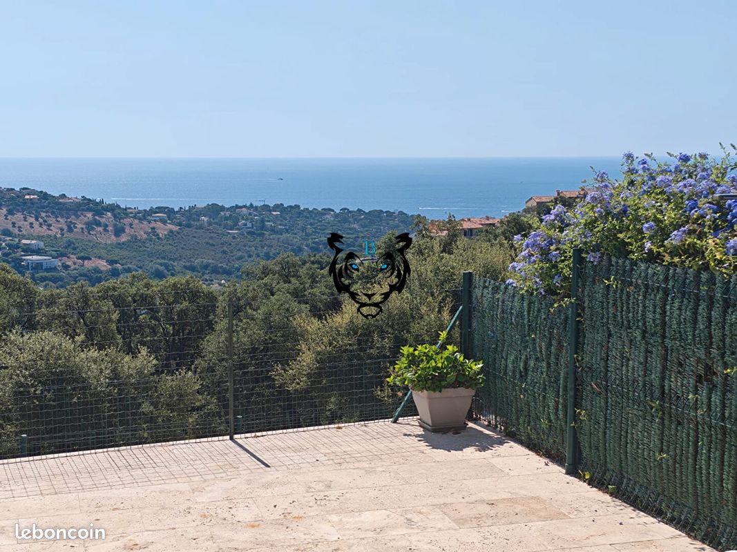 Maison 4 pièces 85 m² · à Roquebrune-sur-Argens · 85 m² · 448 000 €