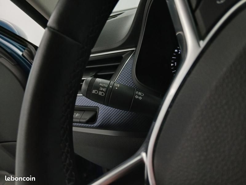 Renault Arkana 1.3 TCe 140ch mild hybrid Evolution EDC -23 (image 25)