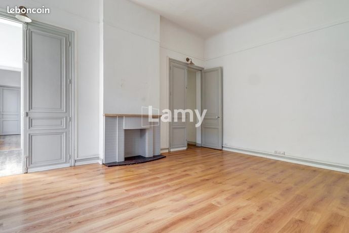 Appartement 7 pièces 260 m² — 5