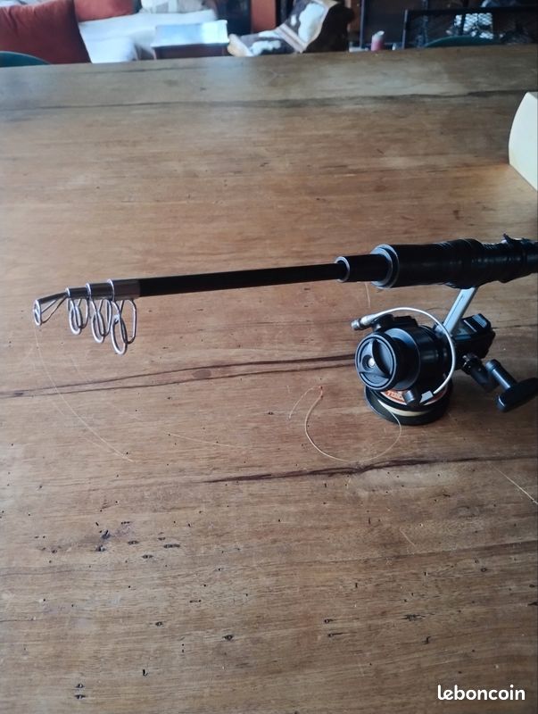 moulinet de peche MITCHELL 4420 bati carre fonctionne tres bien