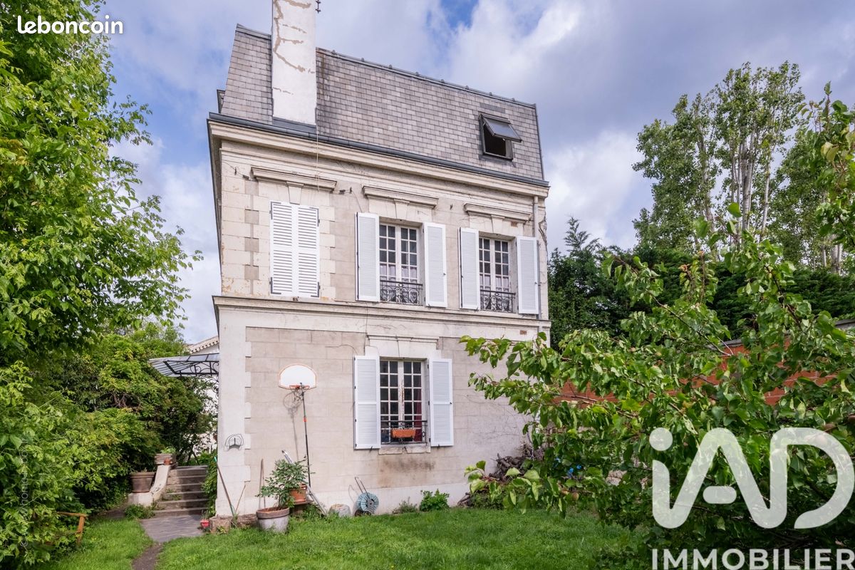 Maison 6 pièces 161 m² · à Chatou · 161 m² · 1 080 000 €