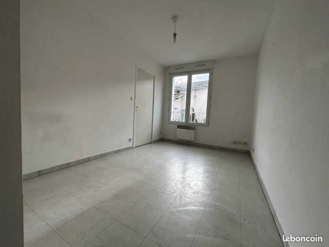 Appartement 2 pièces 32 m² - Poitiers 86000 (image principale 0)