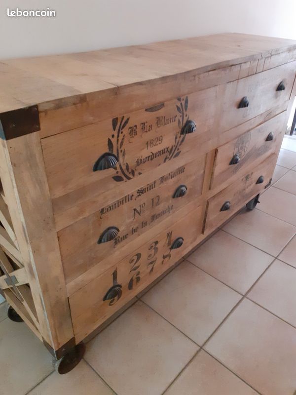 Meuble design (image 1)