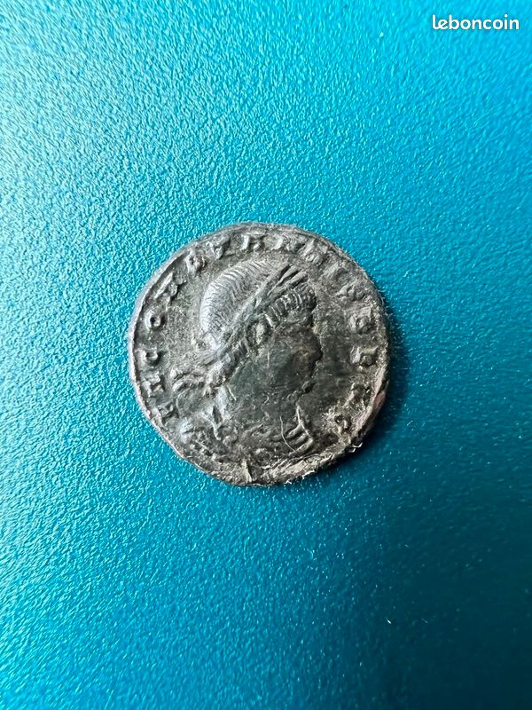 De monnaie antique, Constans. Follis. 336-337 (image 1)