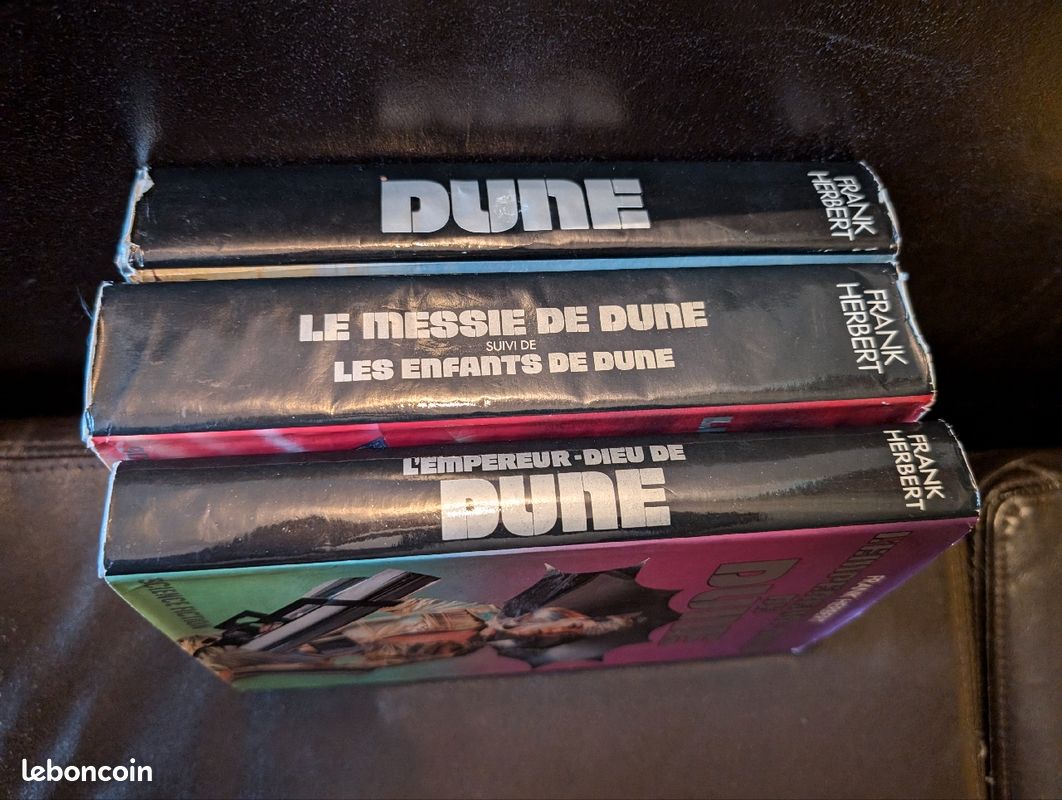 Lot de 3 livres de la Saga DUNE de Franck Herbert (image 1)
