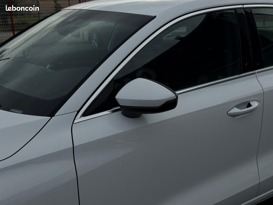 Audi A3 Berline TFSI Mild Hybrid 116 S tronic 7 Design (image 26)