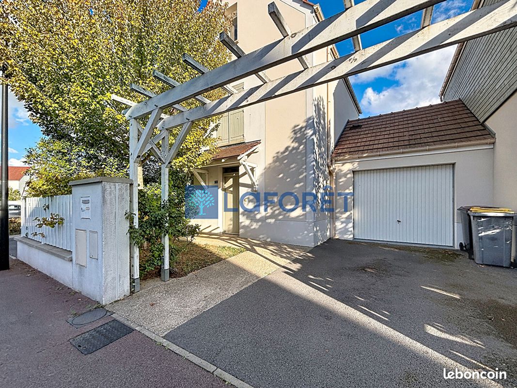 Maison 3 pièces 63 m² · à Saint-Pierre-du-Perray · 63 m² · 1 000 €/mois