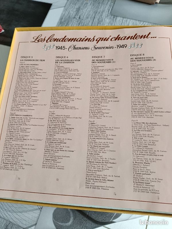 Coffret 8 vinyles 33 tours (image 2)