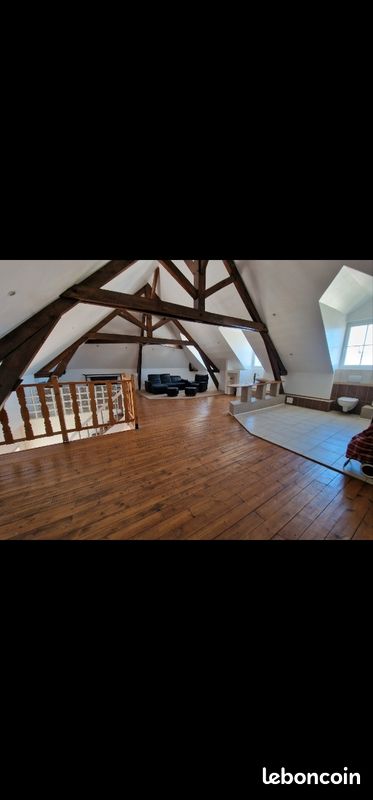 Maison 7 pièces 203 m² · à Dangé-Saint-Romain · 203 m² · 189 900 €