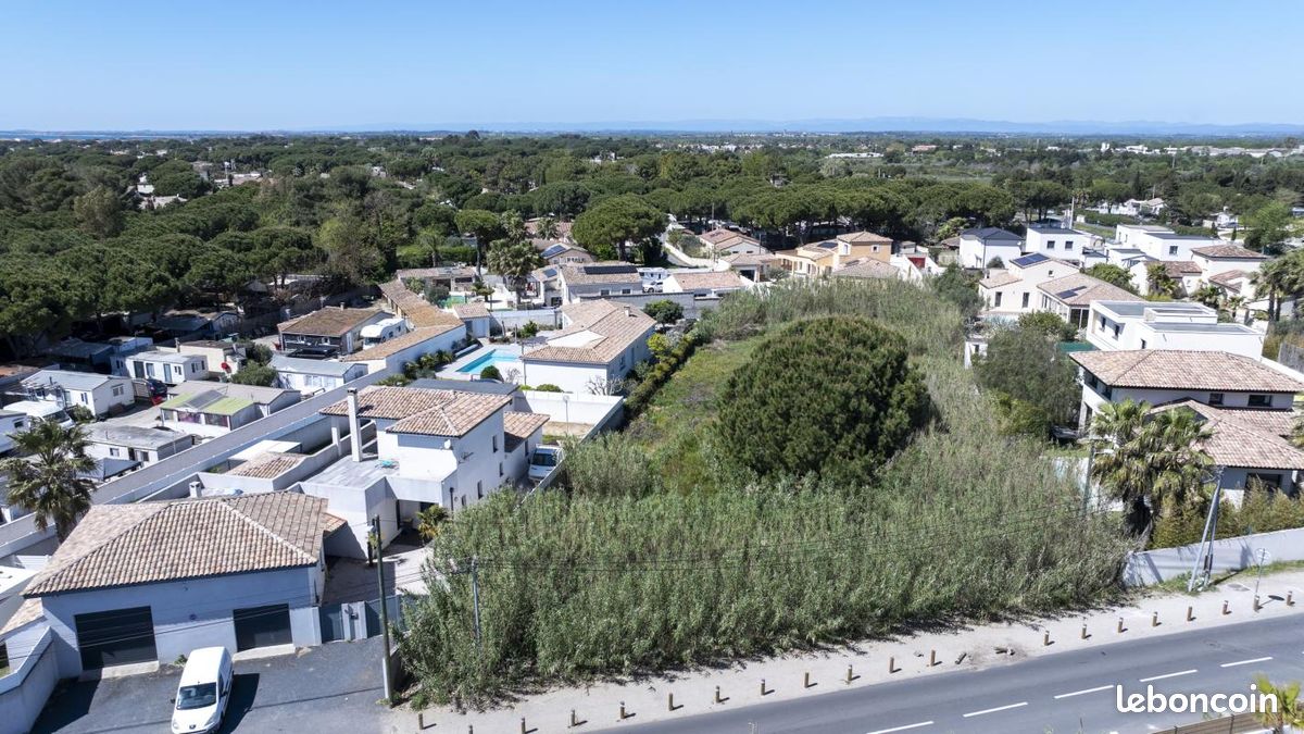 Terrain 2 152 m² Agde · 450 000 €