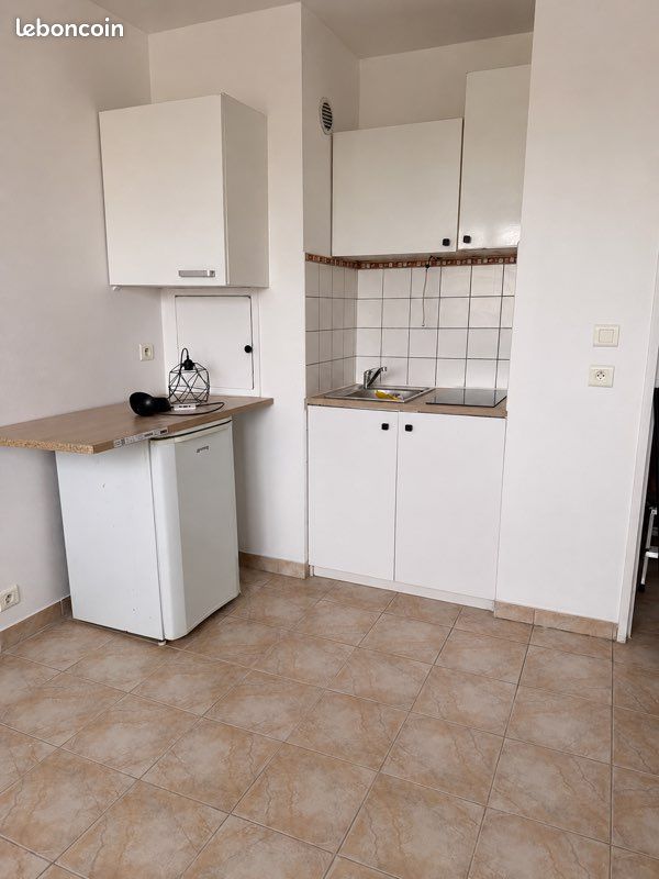 Appartement 1 pièce 16 m² · à Melun · 16 m² · 540 €