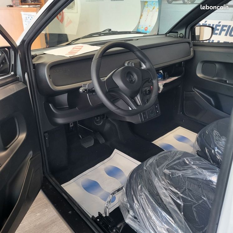 Voiture sans permis eaixam easy 120/mois (image 2)