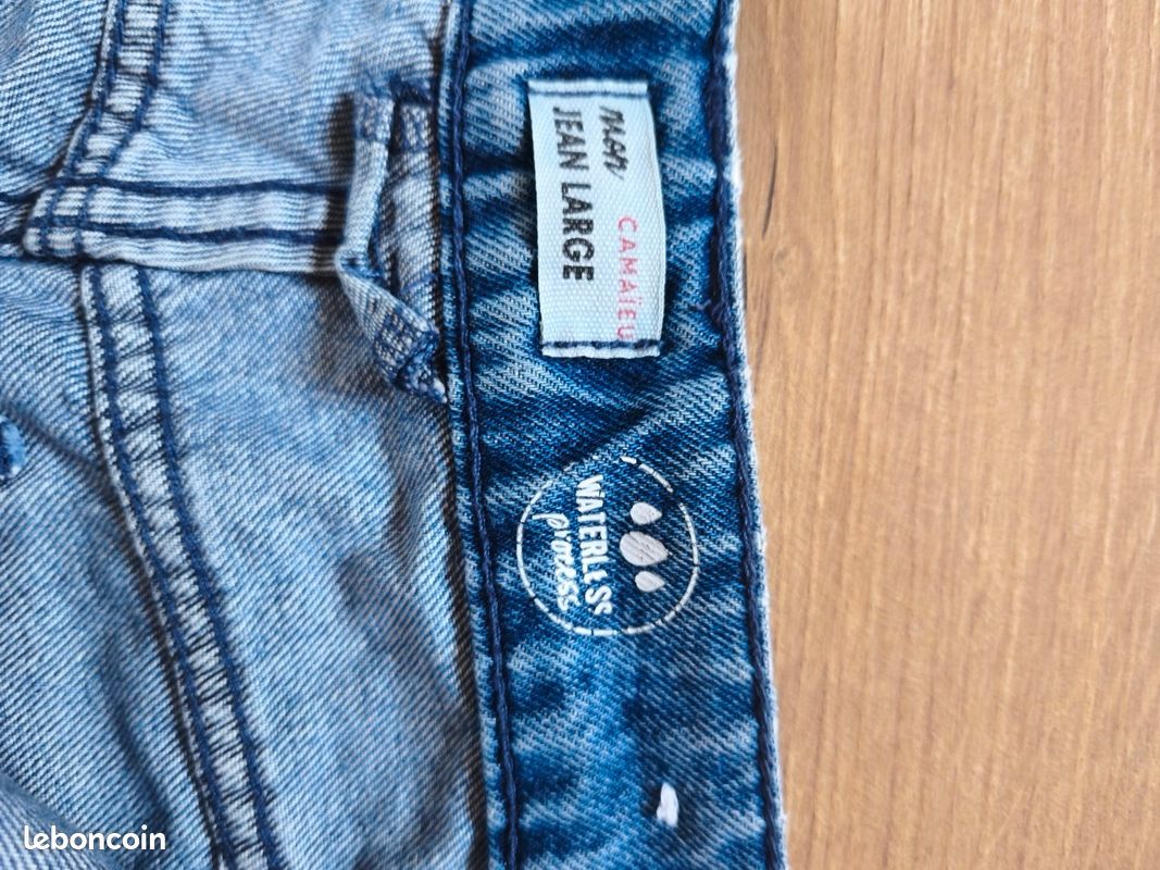 Jeans Droit Camaïeu Bleu Marine - Taille 38 - Neuf Jamais Porté (sans étiquettes) - Coupe Regular Style Marin