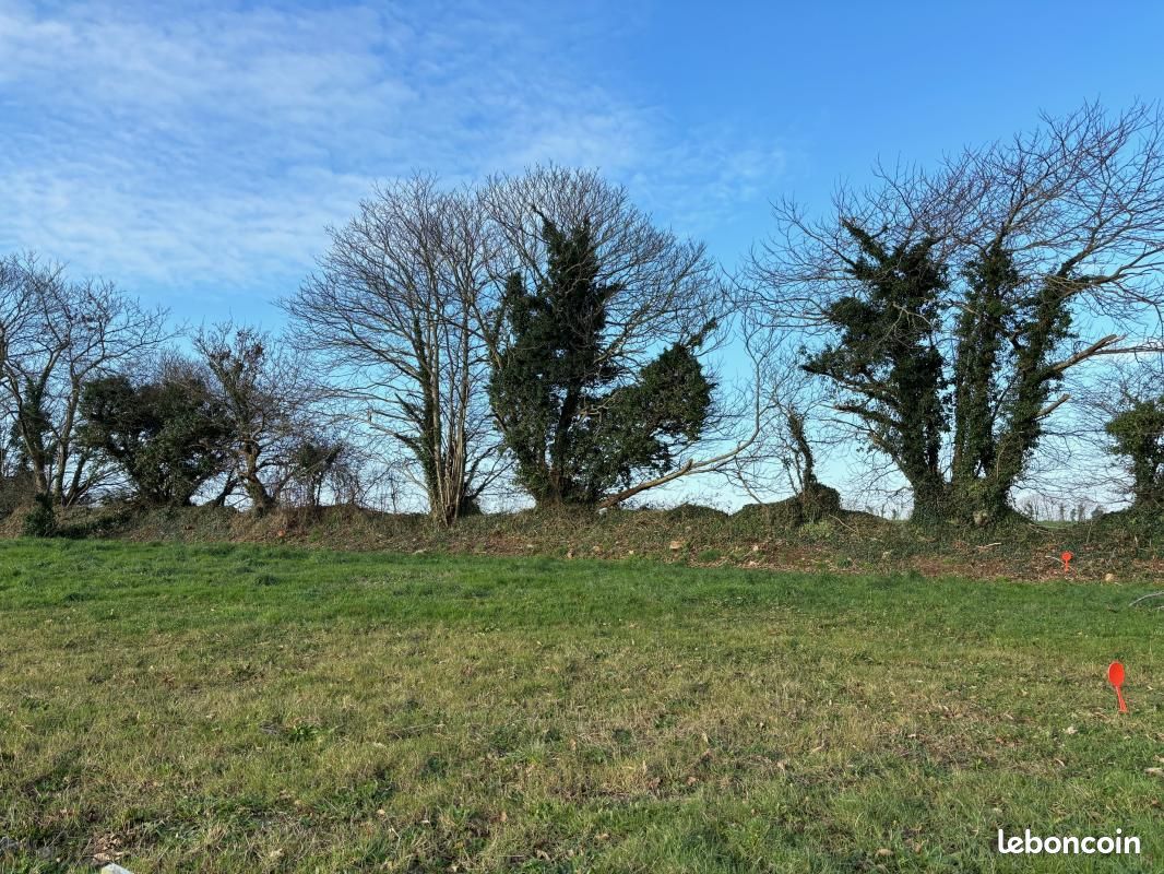Terrain 506 m² · à Bourg-Blanc · 89 000 €
