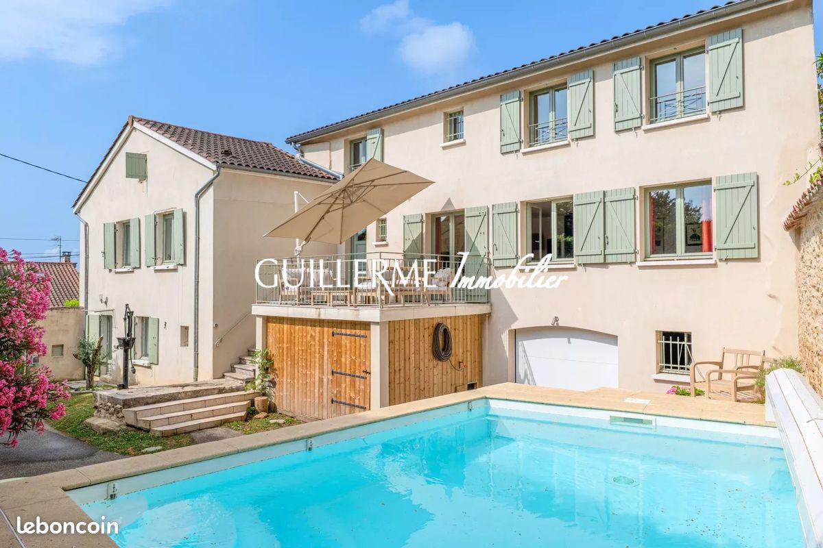 Maison 7 pièces 173 m² · à Dardilly · 173 m² · 700 000 €