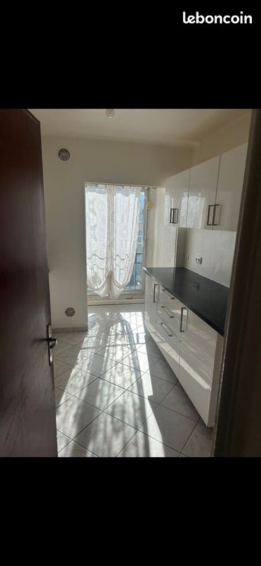 Appartement 4 pièces 80 m² · à Avignon · 80 m² · 720 €/mois