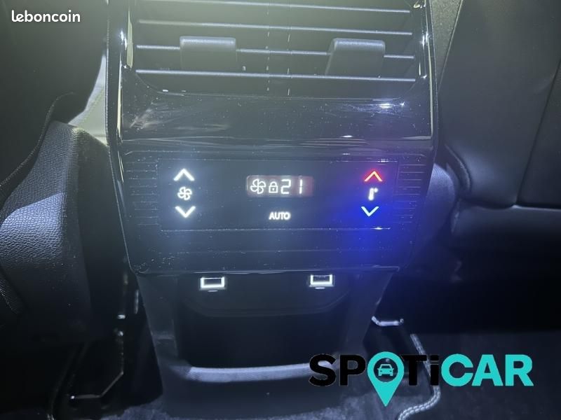Peugeot 5008 Hybrid 145ch GT e-DCS6 (image 23)