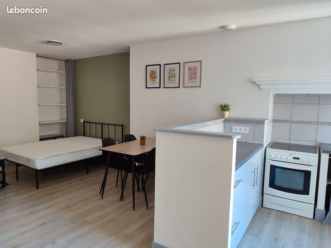 Appartement 1 pièce 30 m² · à Poligny · 30 m² · 380 €/mois
