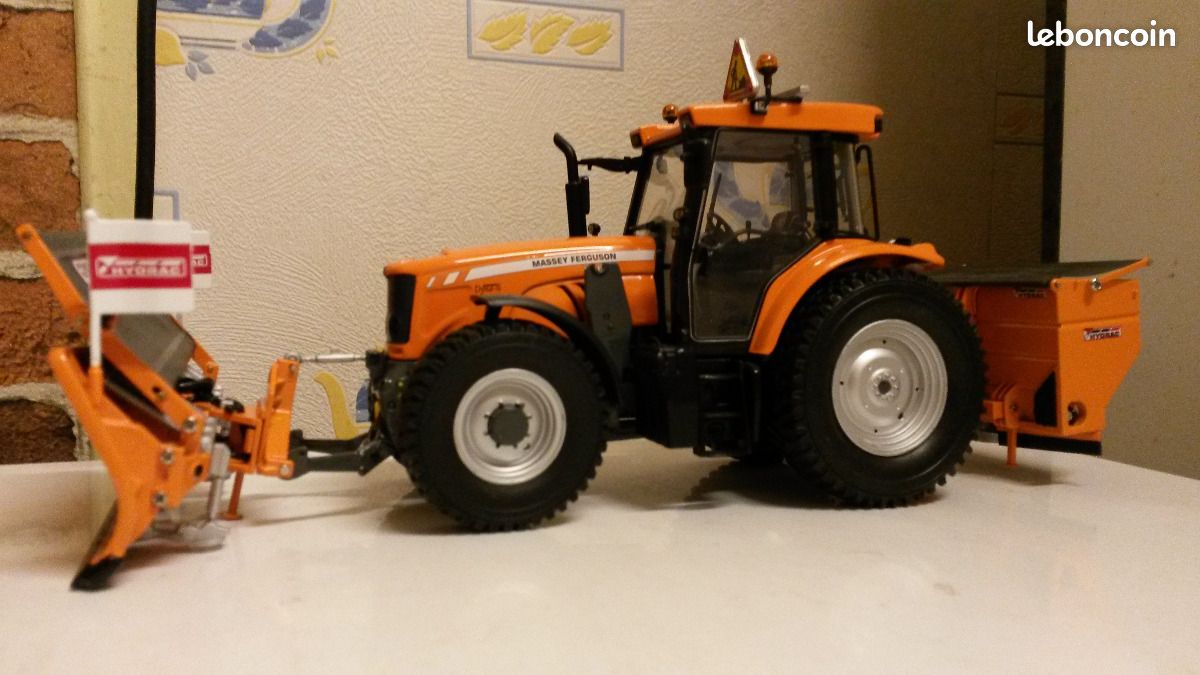 MASSEY FERGUSON 6465 Dyna 6 Communal + Lame à neige et saleuse HYDRAC (image 5)